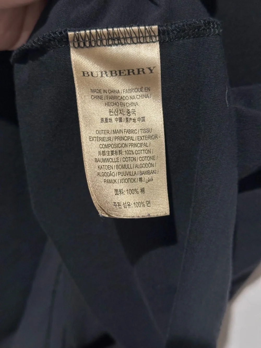 Burberry V-Neck T-Shirt Men’s Large Black Nova Check Trim Cotton Logo - Picture 4 of 5